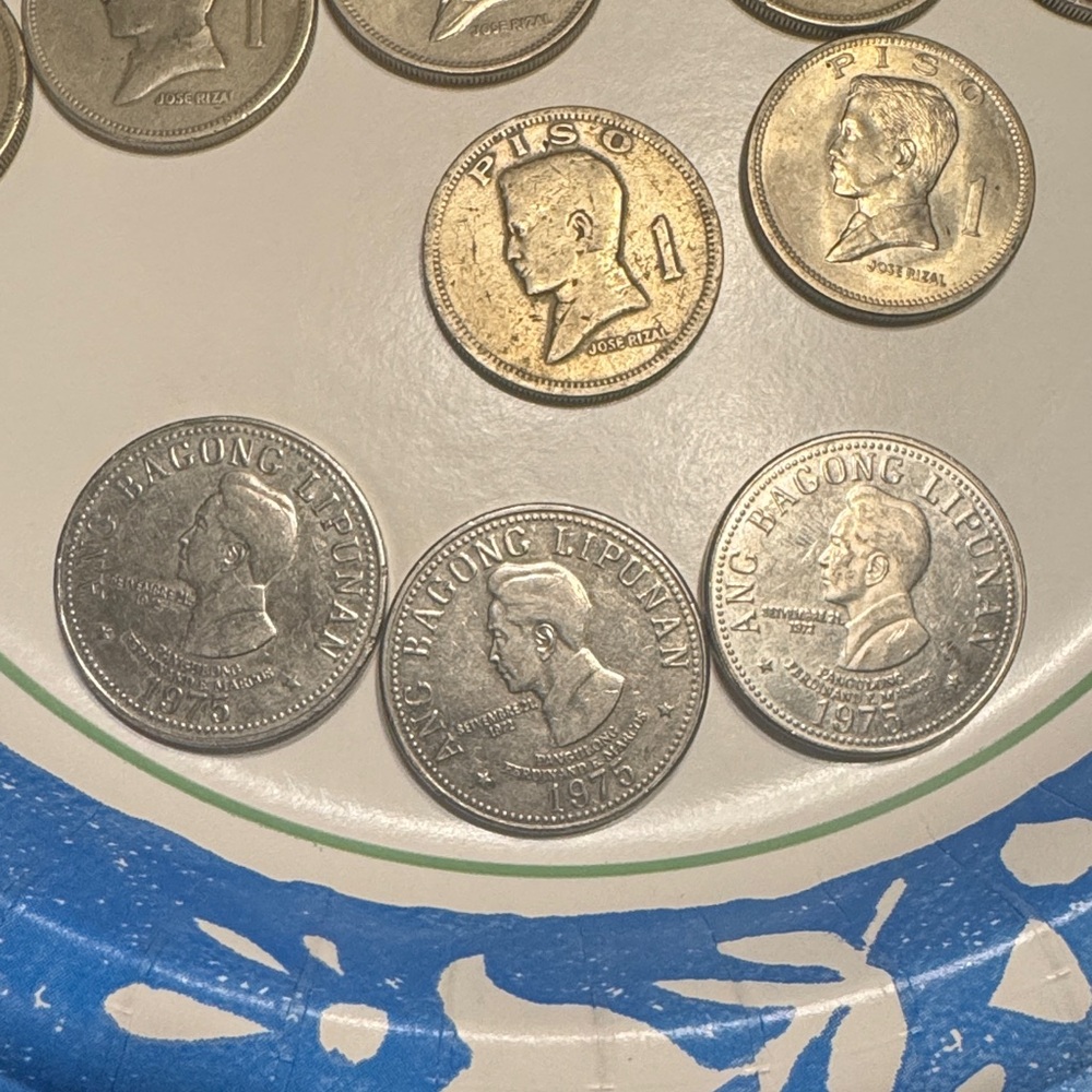 Assorted Philippine Coins Collection - Picture 3 of 15